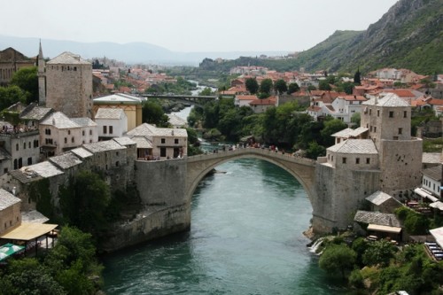 Ślady tureckiej kultury w przestrzeni Europy Środkowej – Stary Most w Mostarze  (Hercegowina) wzniósł w XVI wieku mistrz Hajrudin / fot. Michał Jurecki